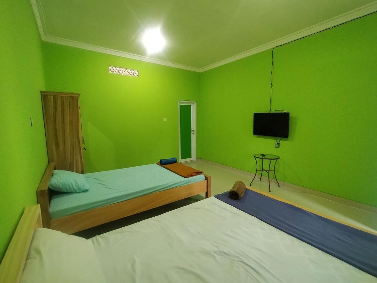 Villa Batu Tua Puncak Mitra Reddoorz Богор Экстерьер фото