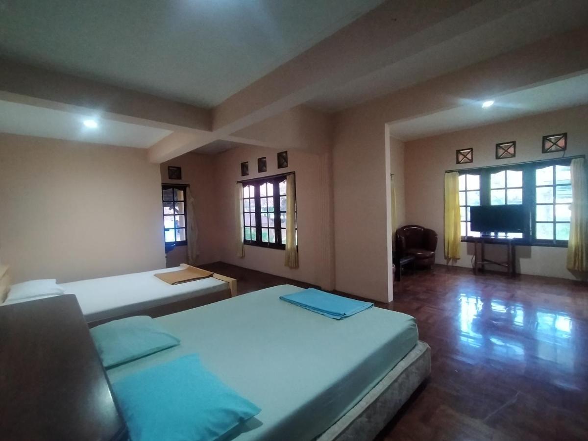 Villa Batu Tua Puncak Mitra Reddoorz Богор Экстерьер фото